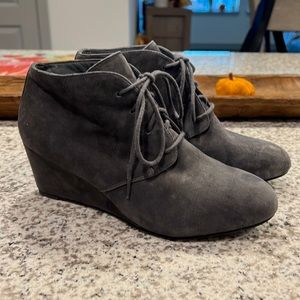 Vionic Suede bootie